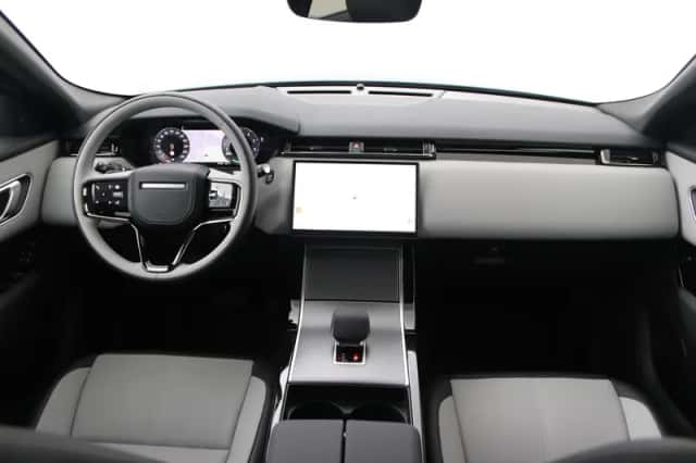 Land Rover Range Rover Velar (2025) thumbnail 4