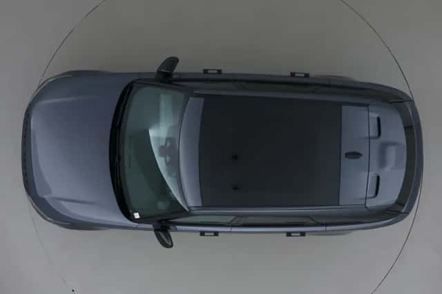 Land Rover Range Rover Velar (2025) thumbnail 59