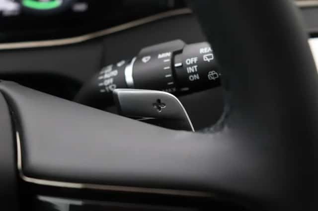 Land Rover Range Rover Evoque (2026) thumbnail 50