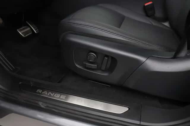 Land Rover Range Rover Evoque (2026) thumbnail 54