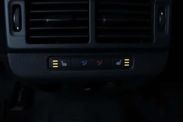 Land Rover Range Rover Evoque (2026) thumbnail 56