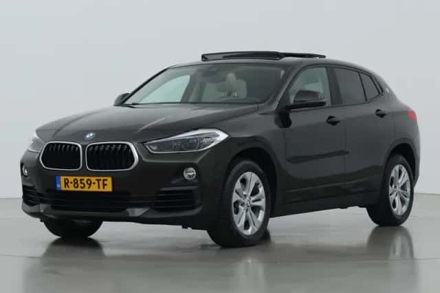 BMW X2 (2019) thumbnail 8