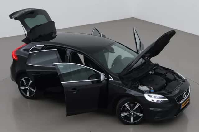 Volvo V40 (2018) thumbnail 6