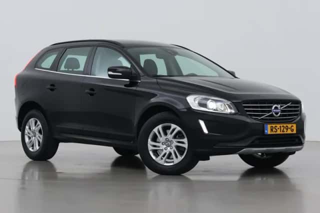 Volvo XC60 (2017) thumbnail 1