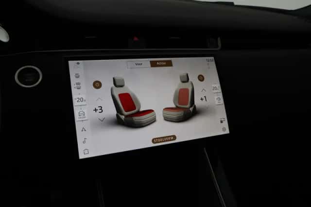 Land Rover Range Rover Evoque (2026) thumbnail 31