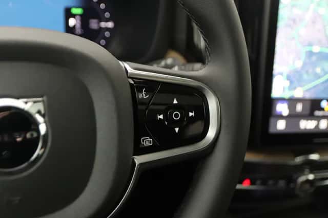 Volvo XC60 (2026) thumbnail 36