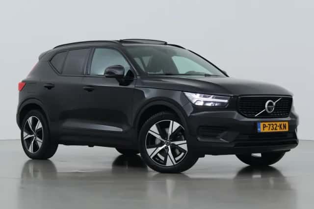 Volvo XC40 (2022) thumbnail 1