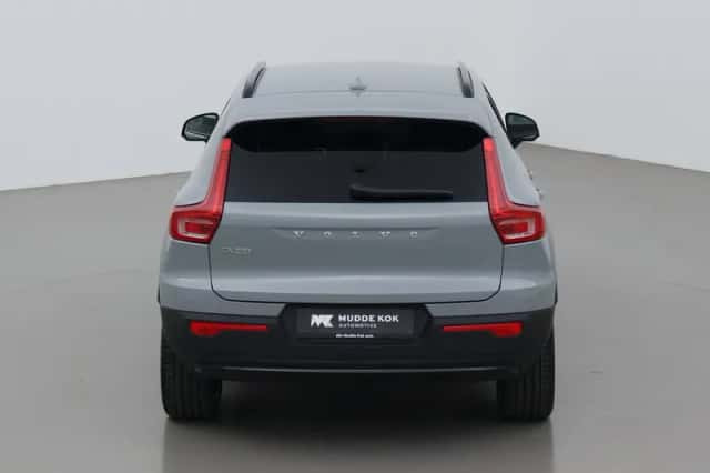 Volvo EX40 (2026) thumbnail 9