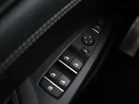 BMW X4 (2016) thumbnail 41