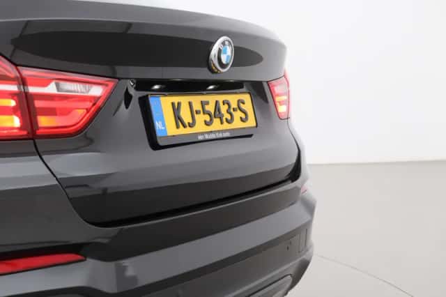 BMW X4 (2016) thumbnail 49