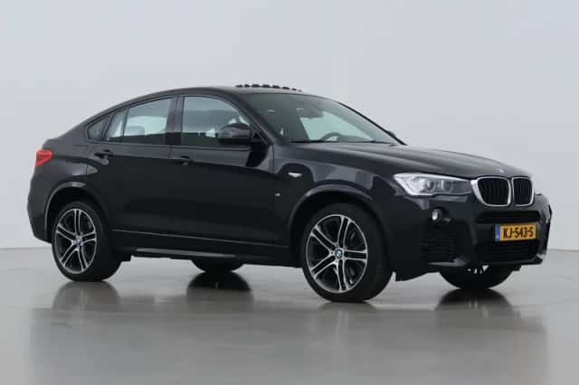 BMW X4 (2016) thumbnail 52