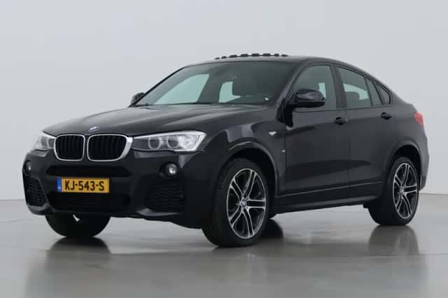 BMW X4 (2016) thumbnail 8