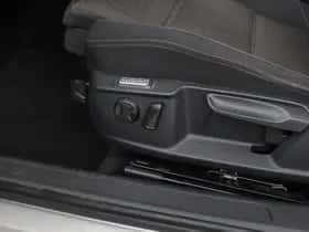 Volkswagen Passat (2017) thumbnail 37