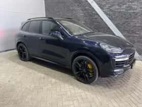 Porsche Cayenne (2015)