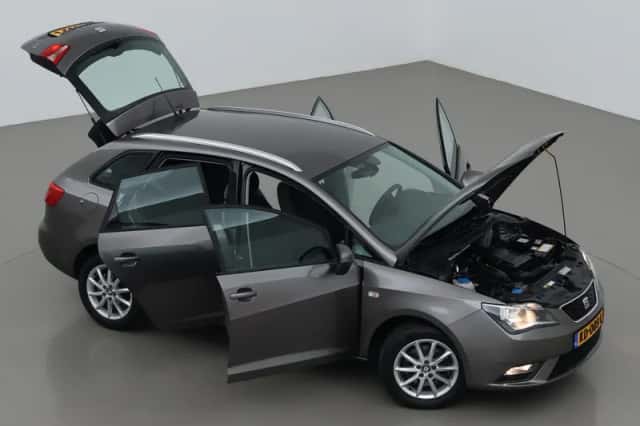 SEAT Ibiza (2016) thumbnail 6