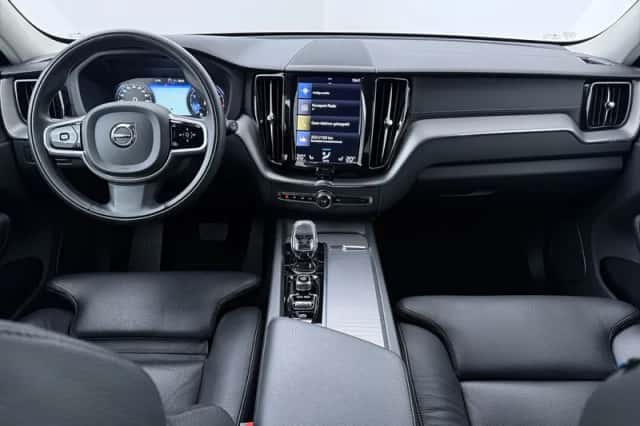 Volvo XC60 (2020) thumbnail 4