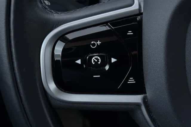 Volvo XC60 (2020) thumbnail 37