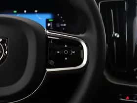 Volvo XC60 (2024) thumbnail 45