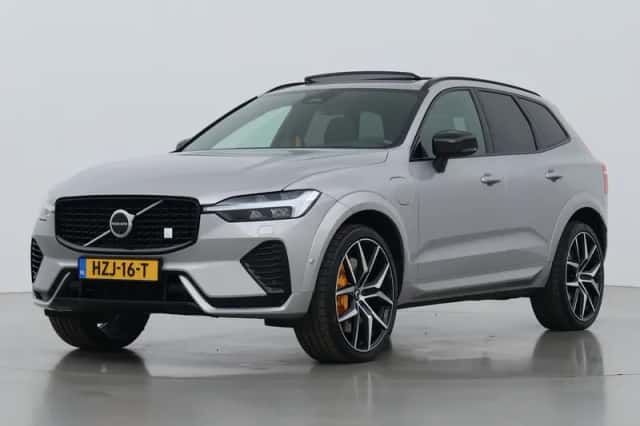 Volvo XC60 (2024) thumbnail 8