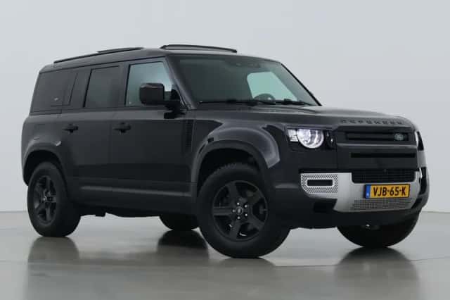 Land Rover Defender (2021) thumbnail 1
