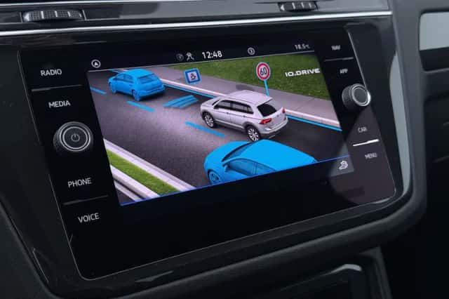 Volkswagen Tiguan (2022) thumbnail 26