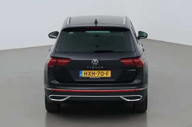 Volkswagen Tiguan (2022) thumbnail 9