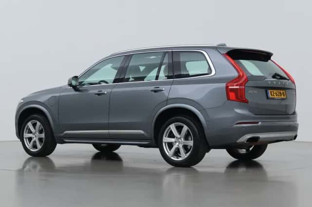 Volvo XC90 (2016) thumbnail 68