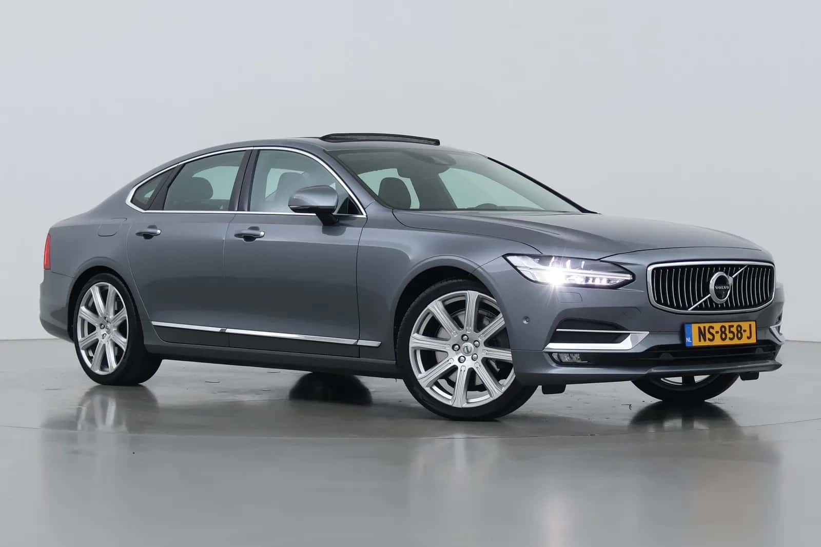 Volvo S90 (2017) — foto 1