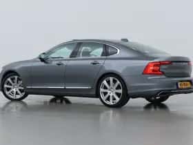 Volvo S90 (2017) thumbnail 2