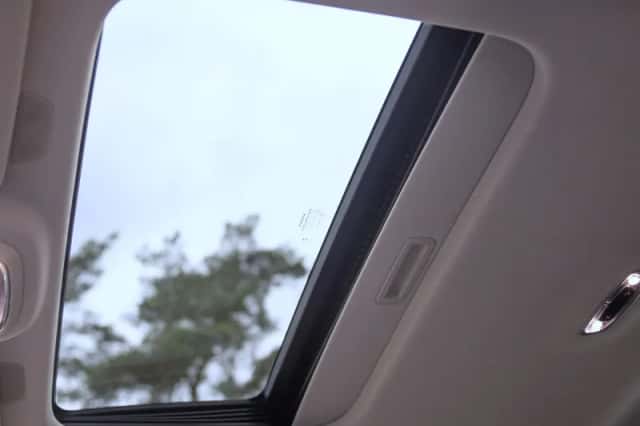Volvo S90 (2017) thumbnail 11