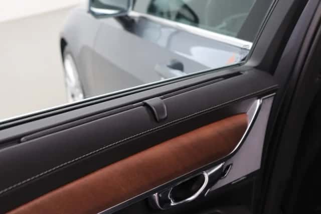 Volvo S90 (2017) thumbnail 53