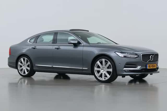 Volvo S90 (2017) thumbnail 64