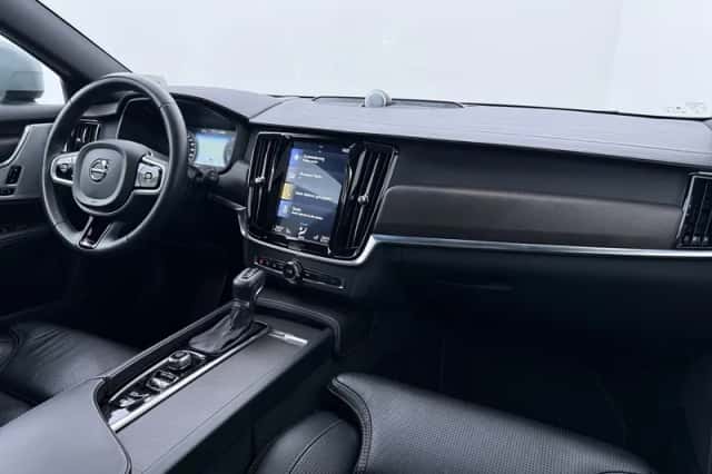 Volvo V90 (2019) thumbnail 17