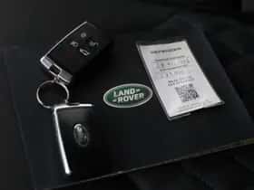 Land Rover Defender (2021) thumbnail 18