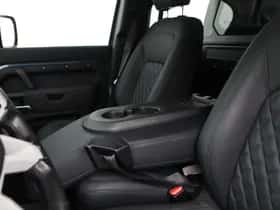 Land Rover Defender (2021) thumbnail 42