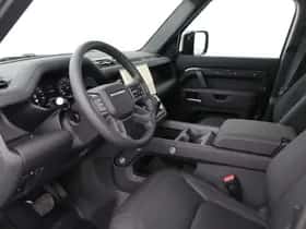 Land Rover Defender (2026) thumbnail 3