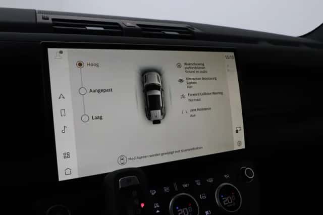 Land Rover Defender (2026) thumbnail 31