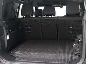 Land Rover Defender (2026) thumbnail 48