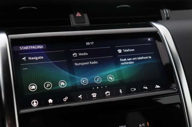 Land Rover Discovery Sport (2020) thumbnail 21