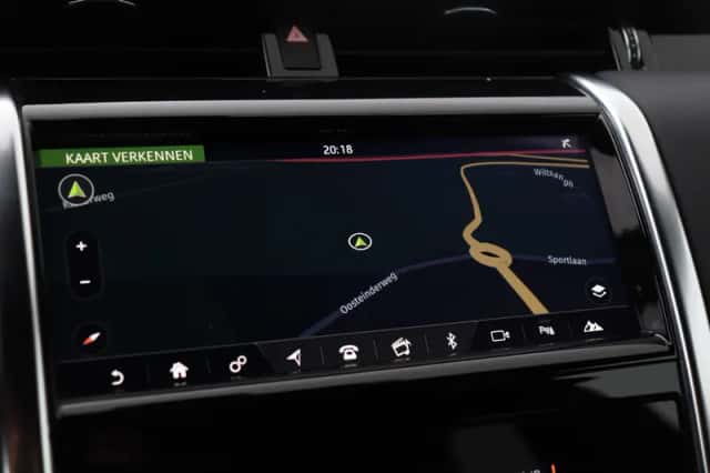 Land Rover Discovery Sport (2020) thumbnail 22