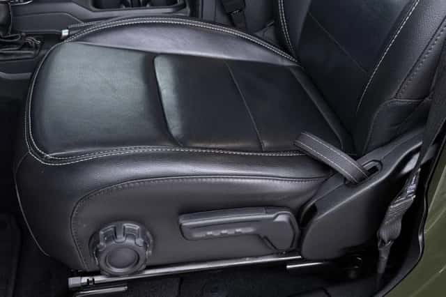 Jeep Wrangler (2022) thumbnail 41