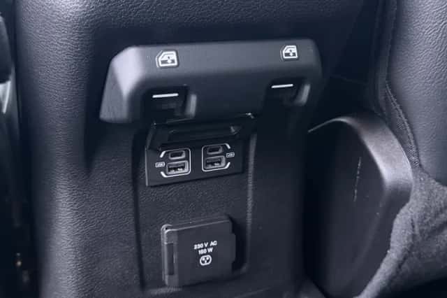 Jeep Wrangler (2022) thumbnail 44