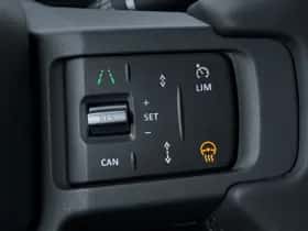 Land Rover Defender (2026) thumbnail 37