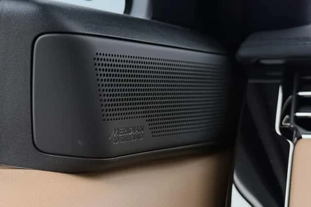 Land Rover Range Rover Sport (2026) thumbnail 12