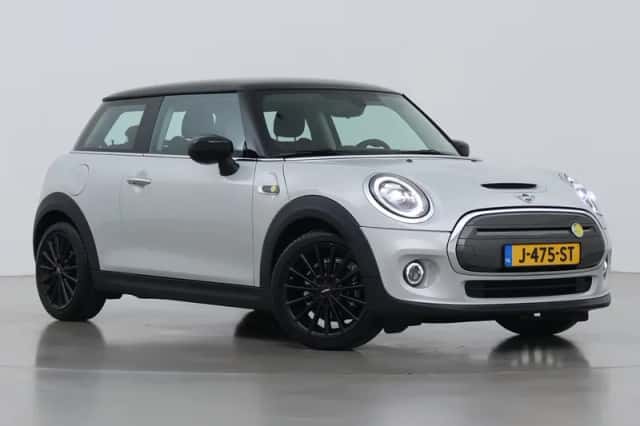 MINI Electric (2020) thumbnail 1