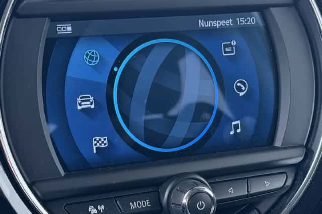 MINI Electric (2020) thumbnail 20