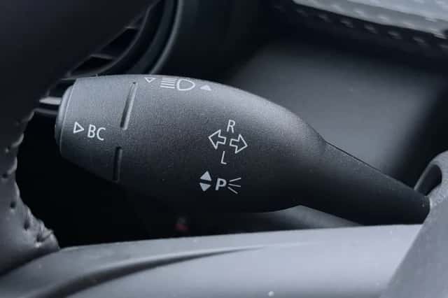 MINI Electric (2020) thumbnail 35