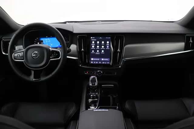Volvo S90 (2024) thumbnail 4