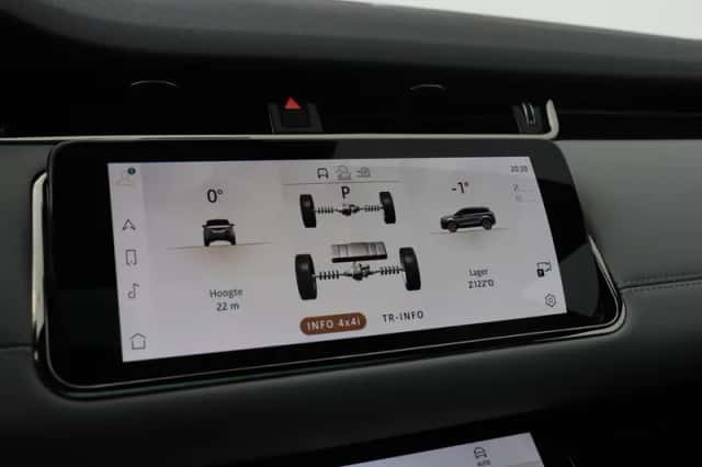 Land Rover Range Rover Evoque (2022) thumbnail 26