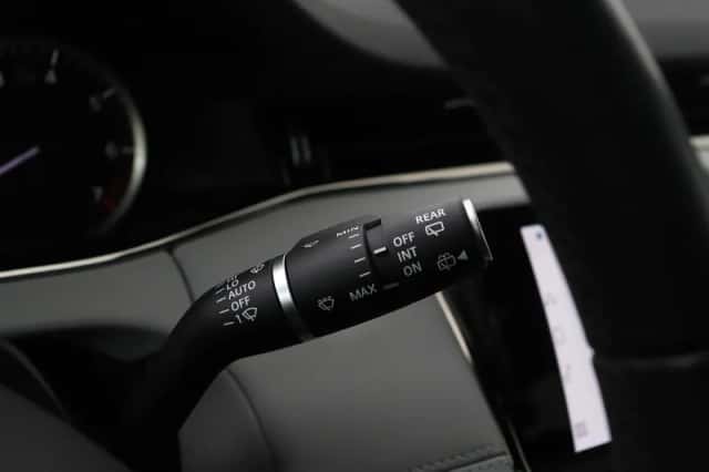 Land Rover Range Rover Evoque (2022) thumbnail 39